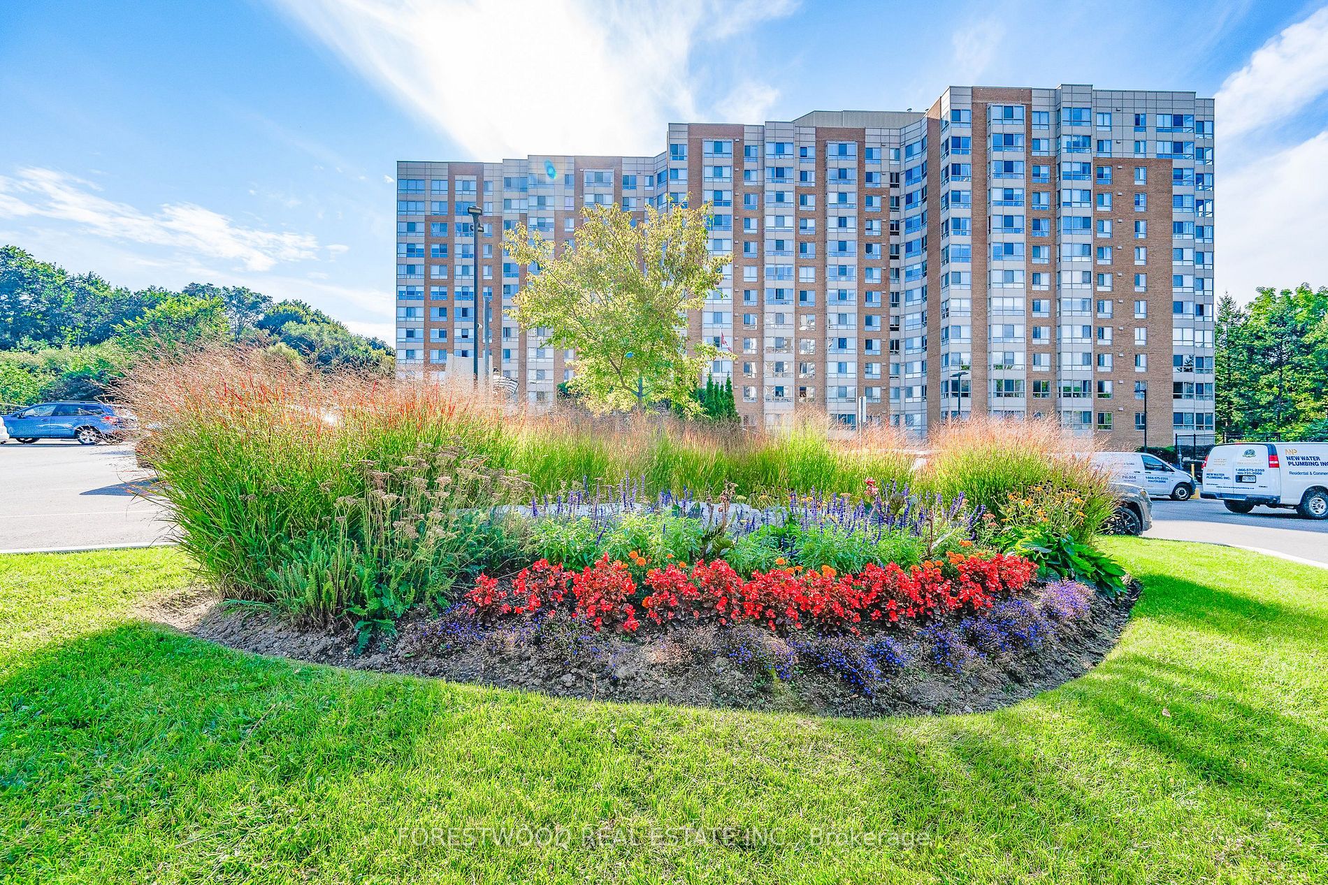 1485 Lakeshore Rd E, ##607