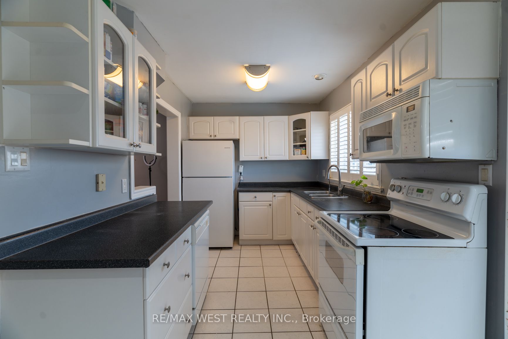 1020 Central Park Dr, #33