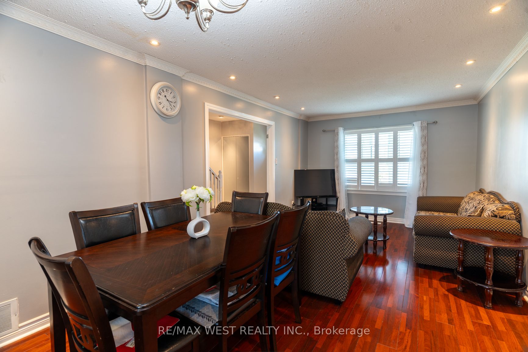 1020 Central Park Dr, #33