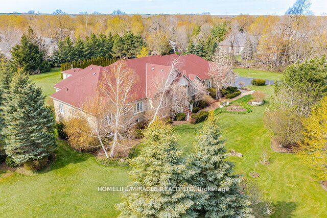 2 Abbitt Crescent