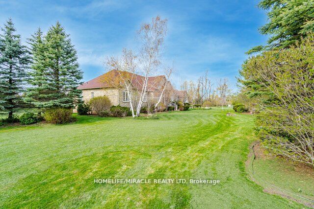 2 Abbitt Crescent