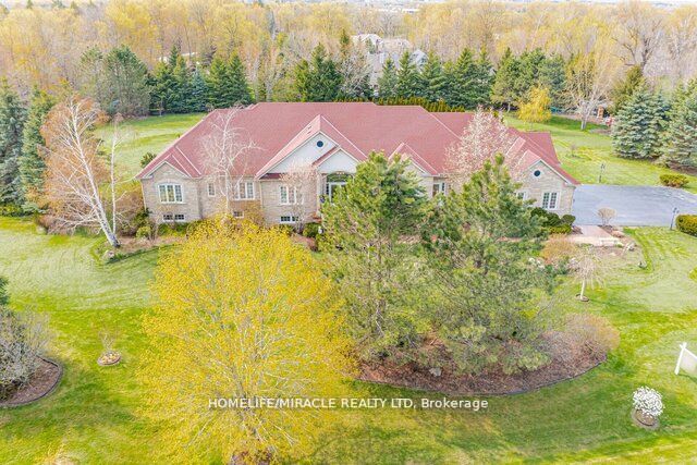 2 Abbitt Crescent