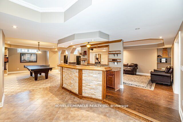 2 Abbitt Crescent