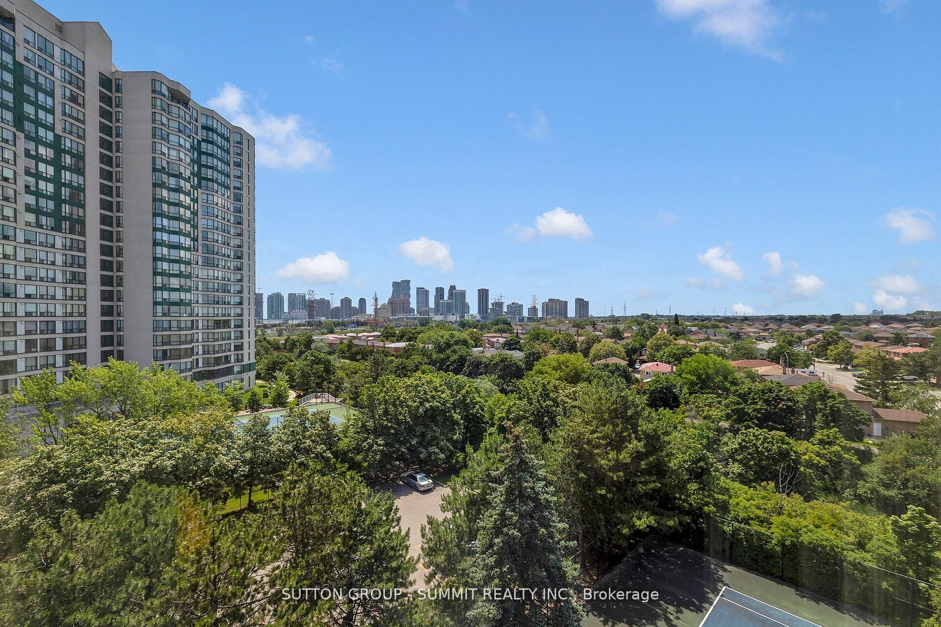 50 Kingsbridge Garden Circ, #712