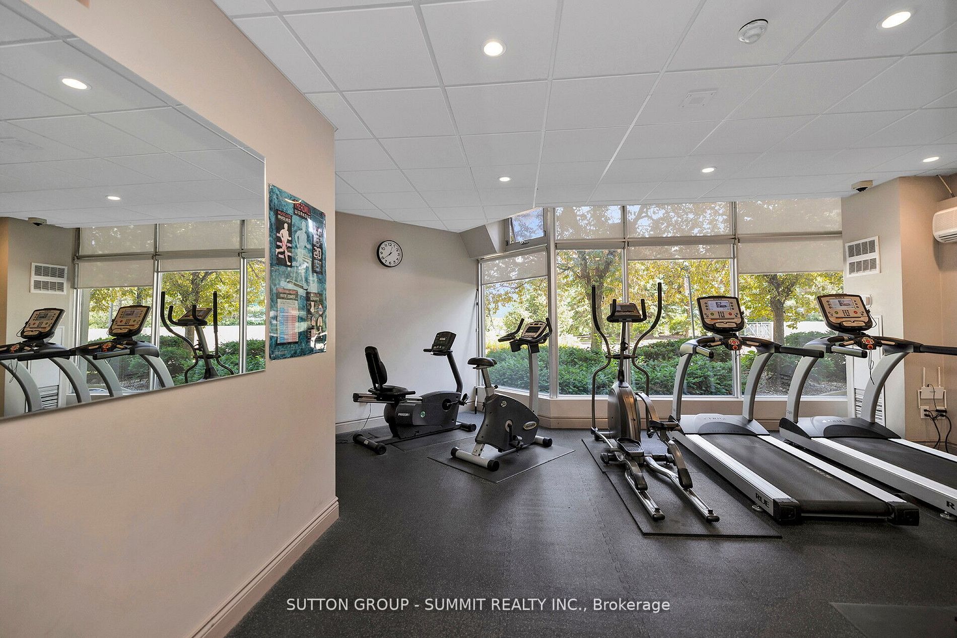 50 Kingsbridge Garden Circ, #712