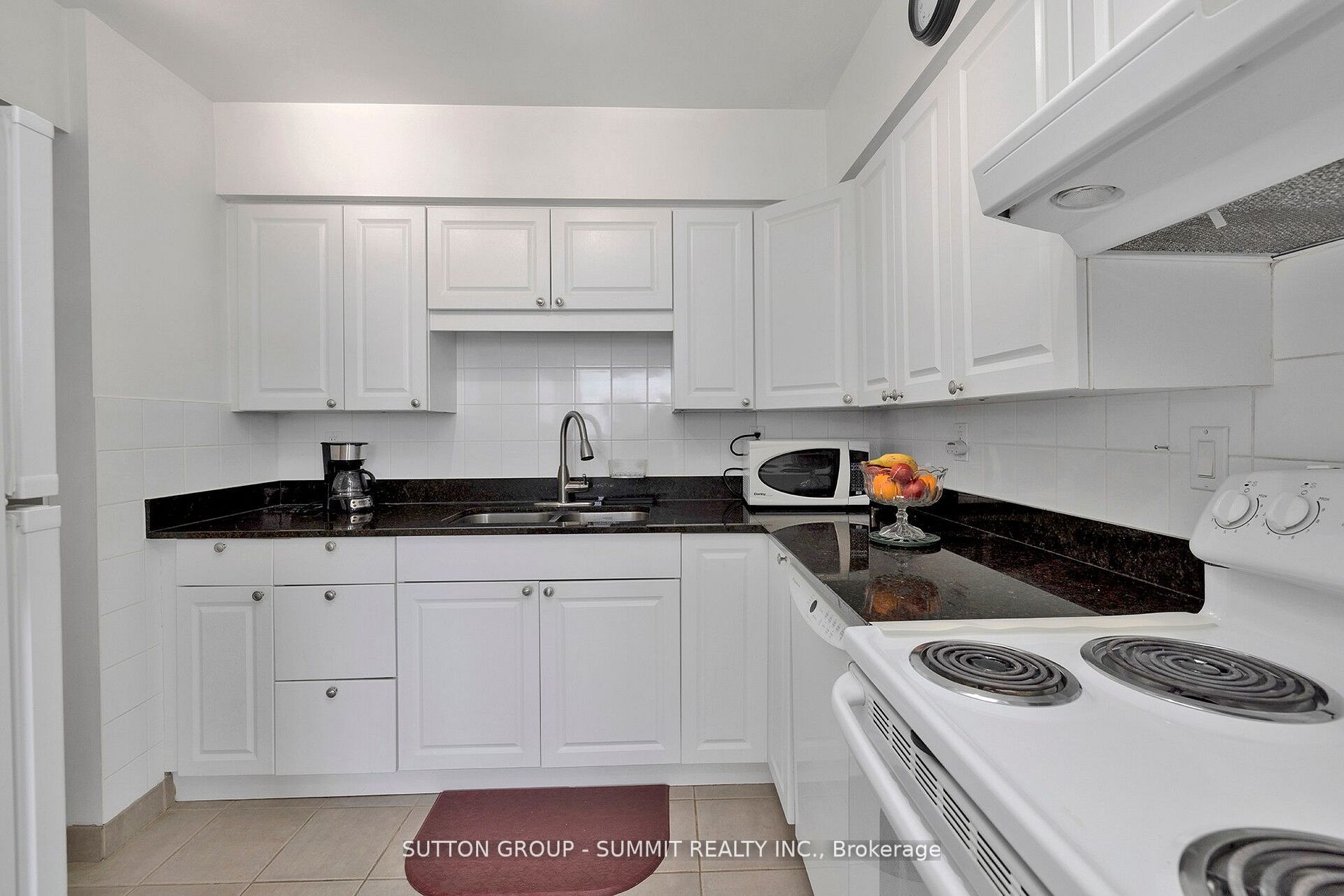 50 Kingsbridge Garden Circ, #712