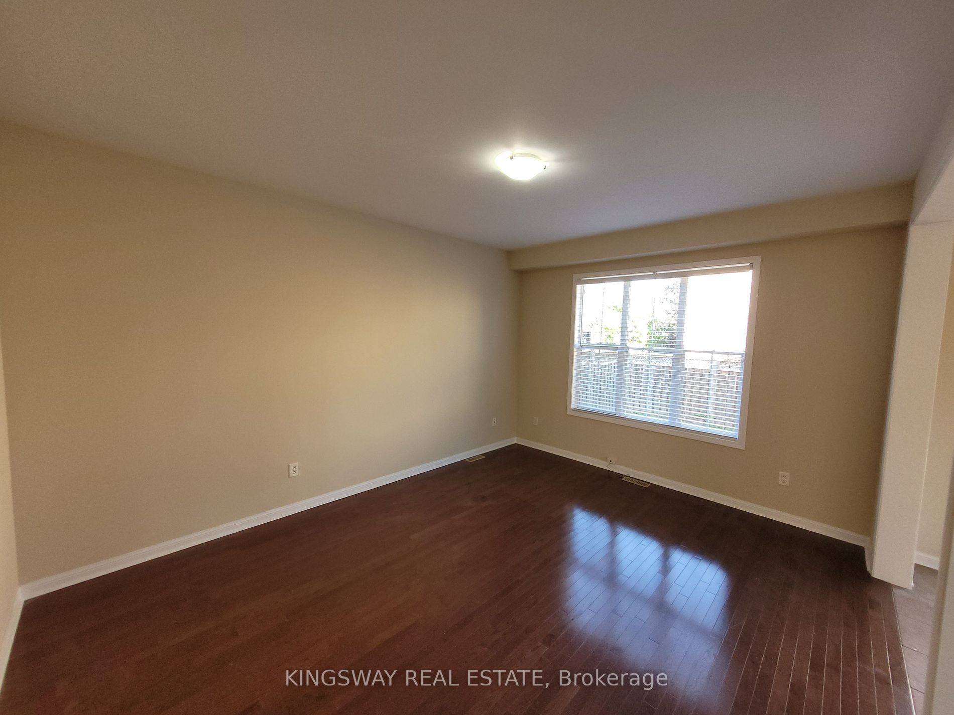 932 Bennett Blvd, #Upper