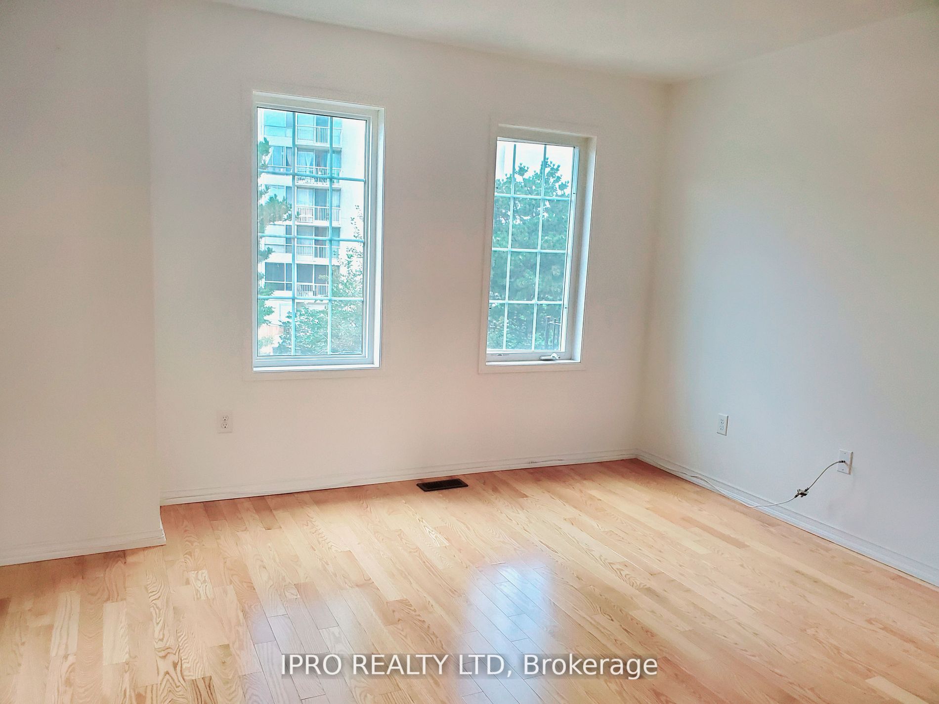 9 Parrotta Dr