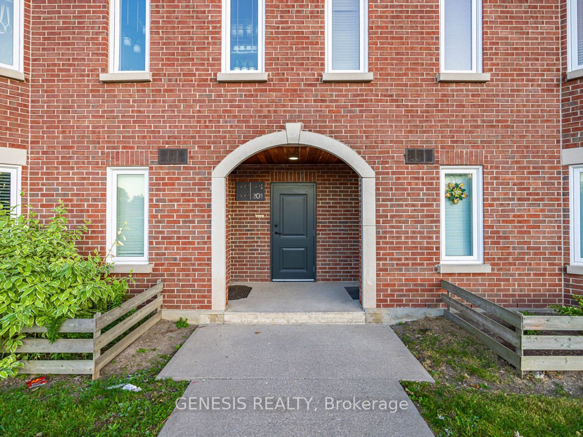 3095 Cawthra Rd, #201