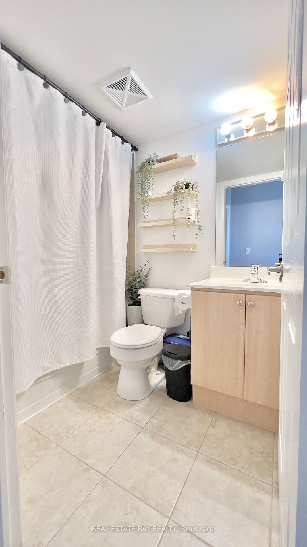 220 Forum Dr, #1313