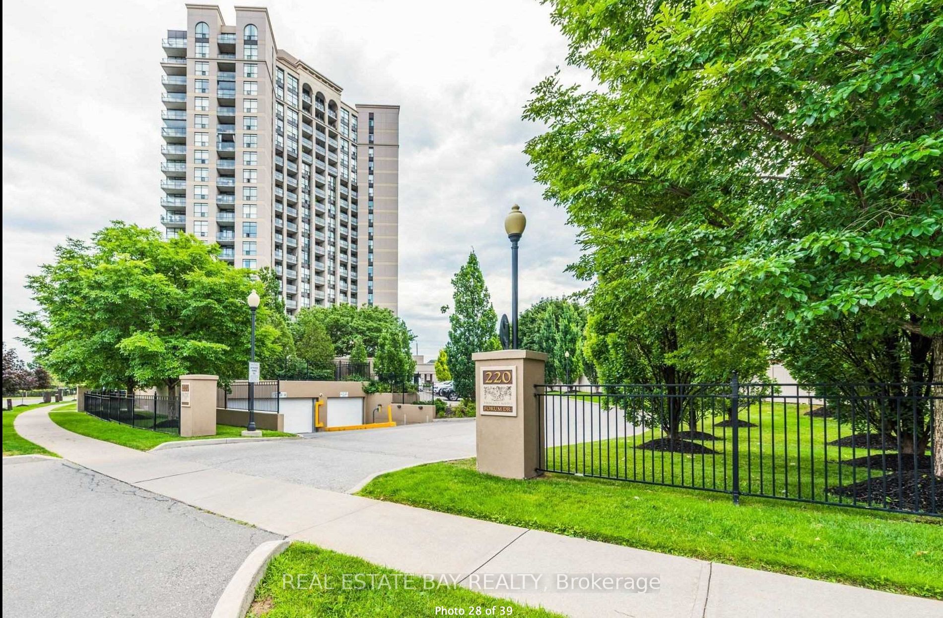 220 Forum Dr, #1313