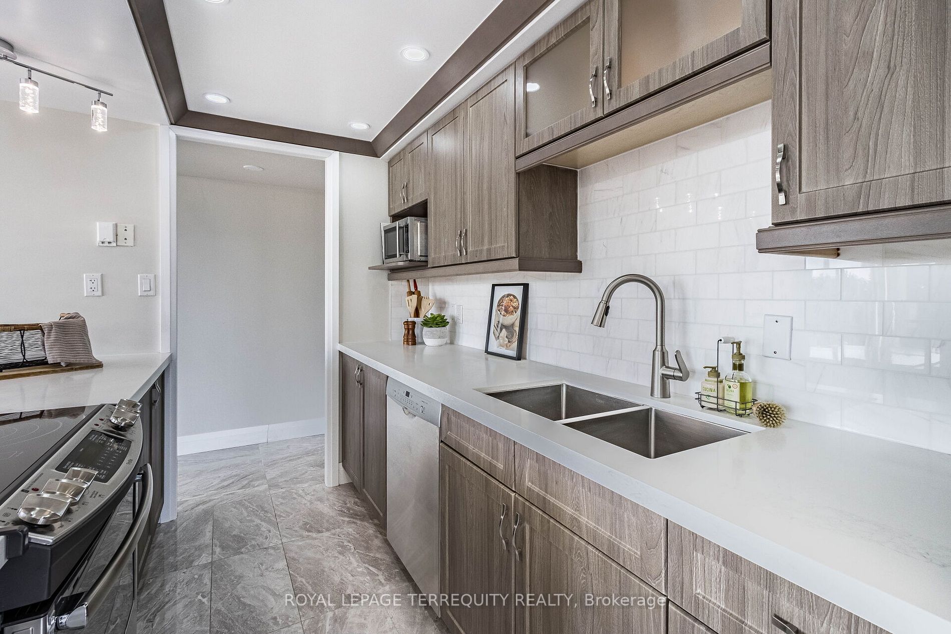 1333 Bloor St, #510