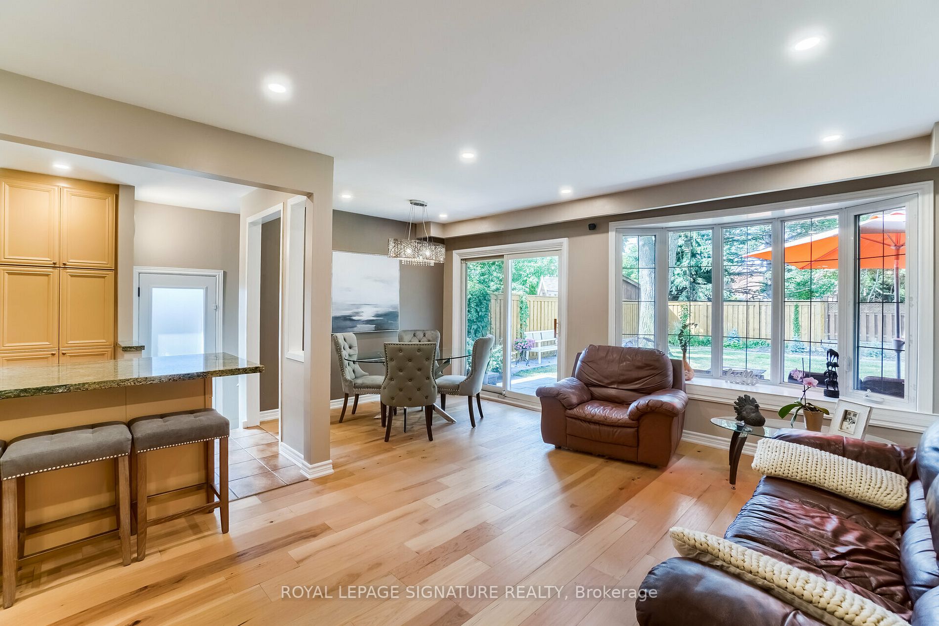 73 Stevenharris Dr