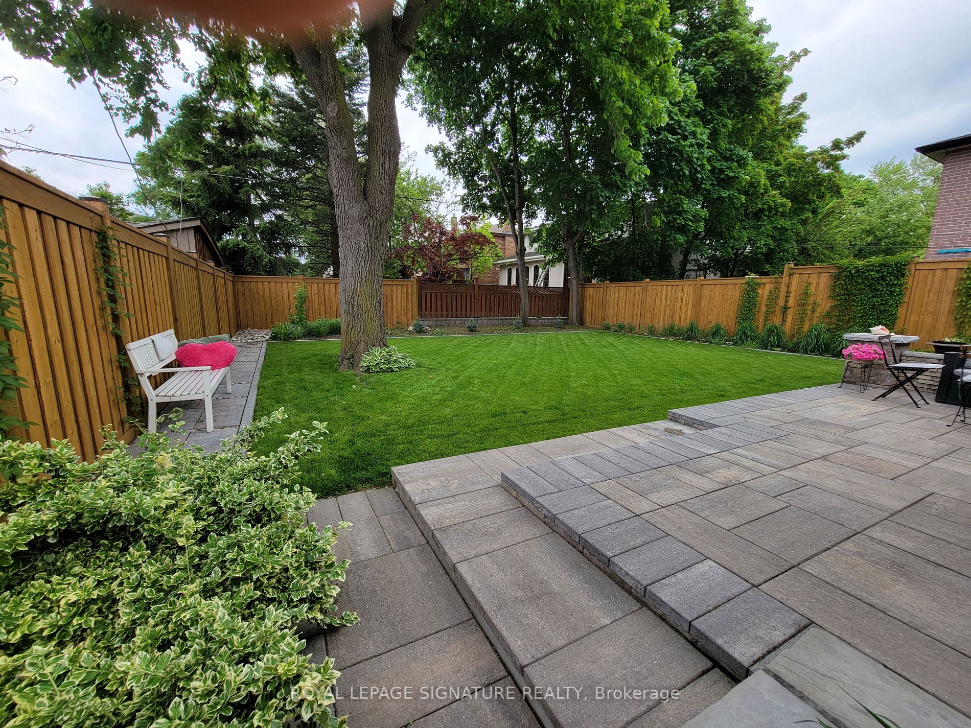 73 Stevenharris Dr