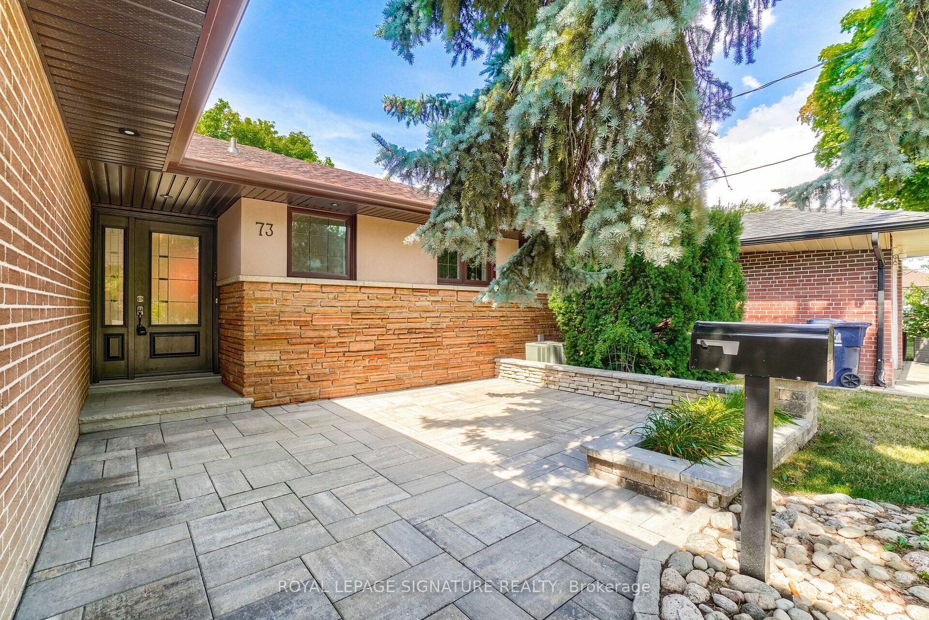 73 Stevenharris Dr