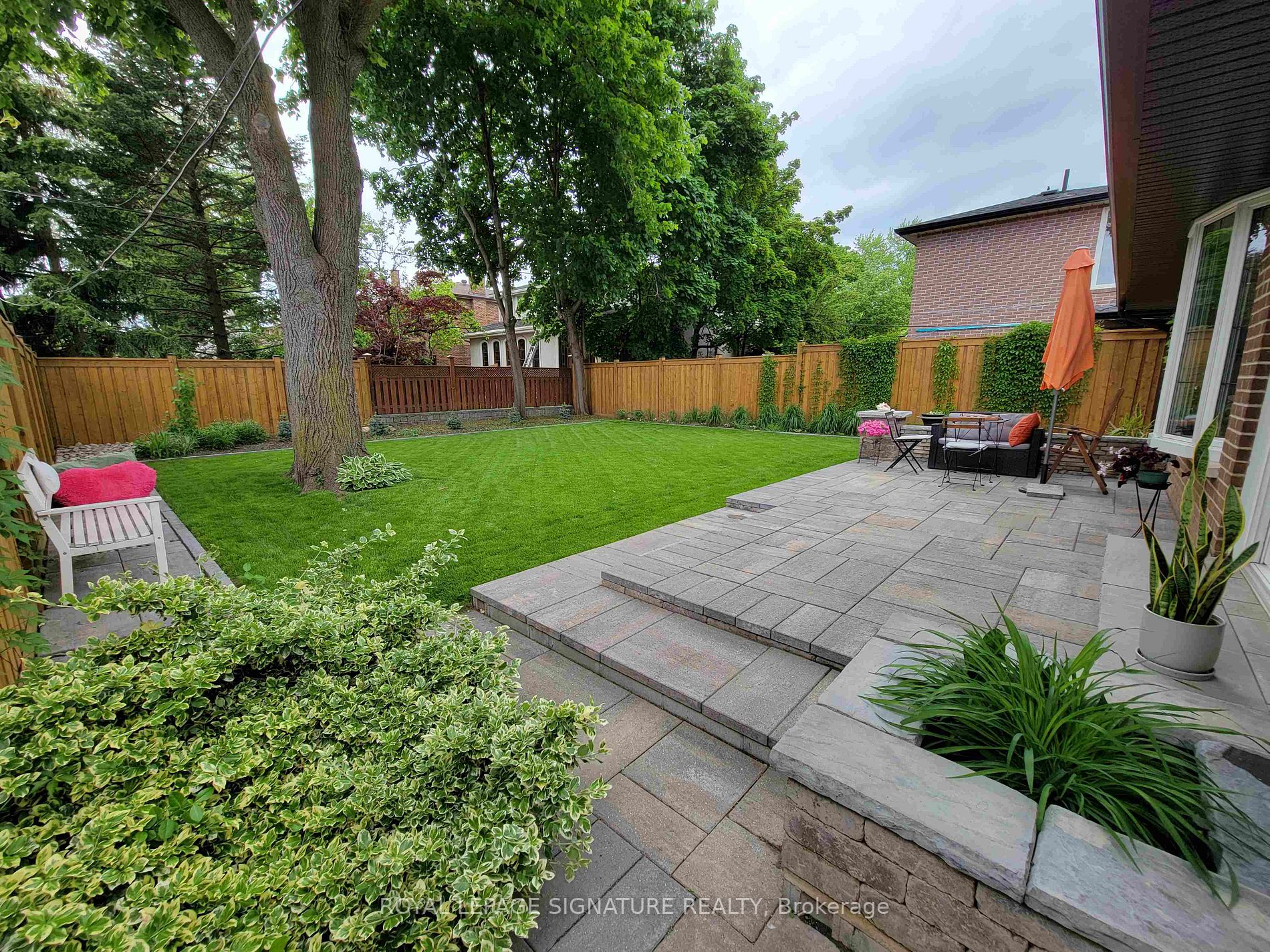 73 Stevenharris Dr