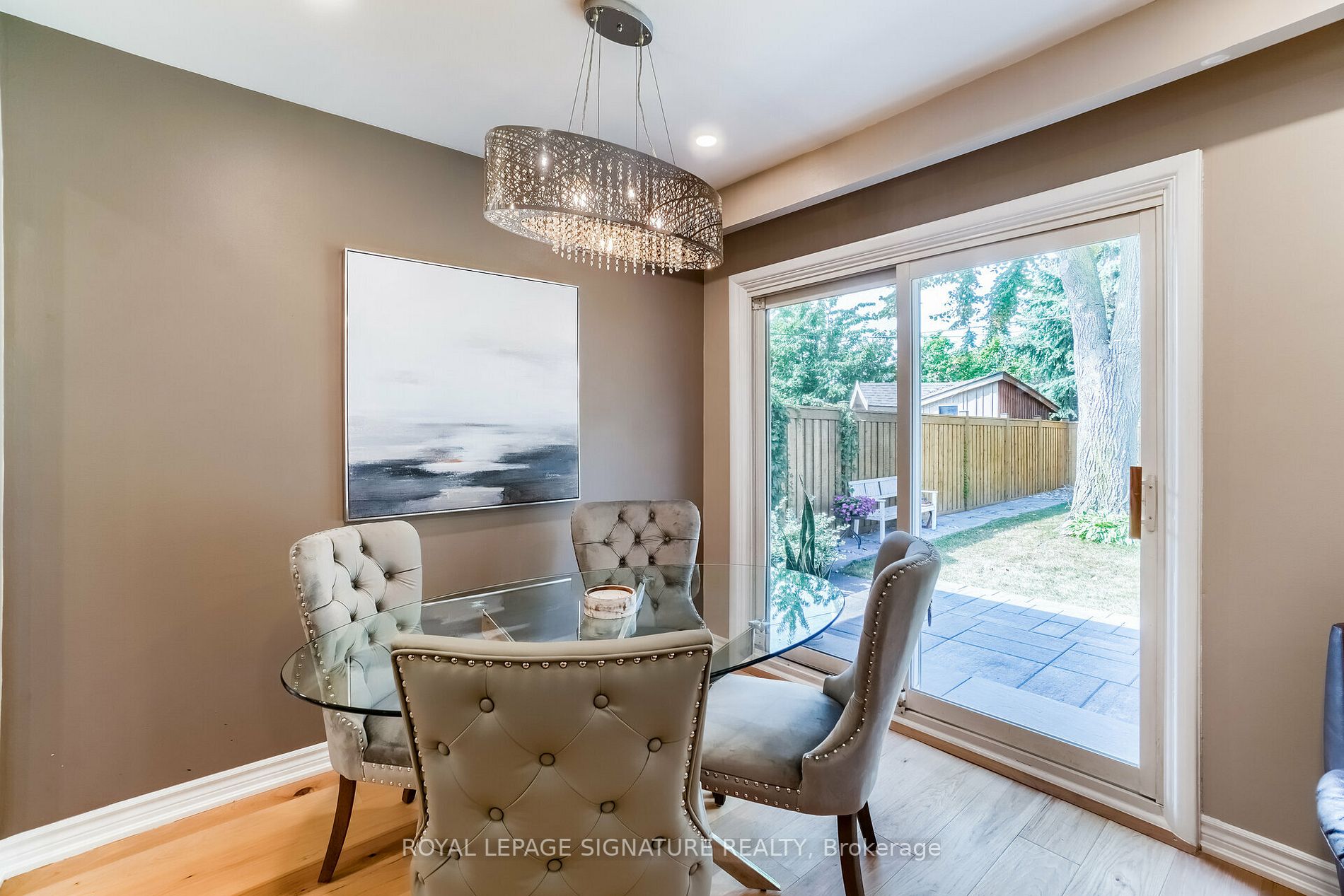 73 Stevenharris Dr