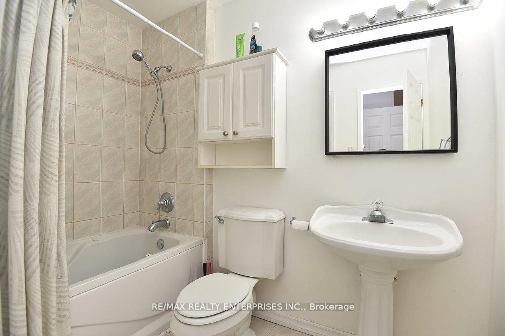 2315 Bromsgrove Rd, #115