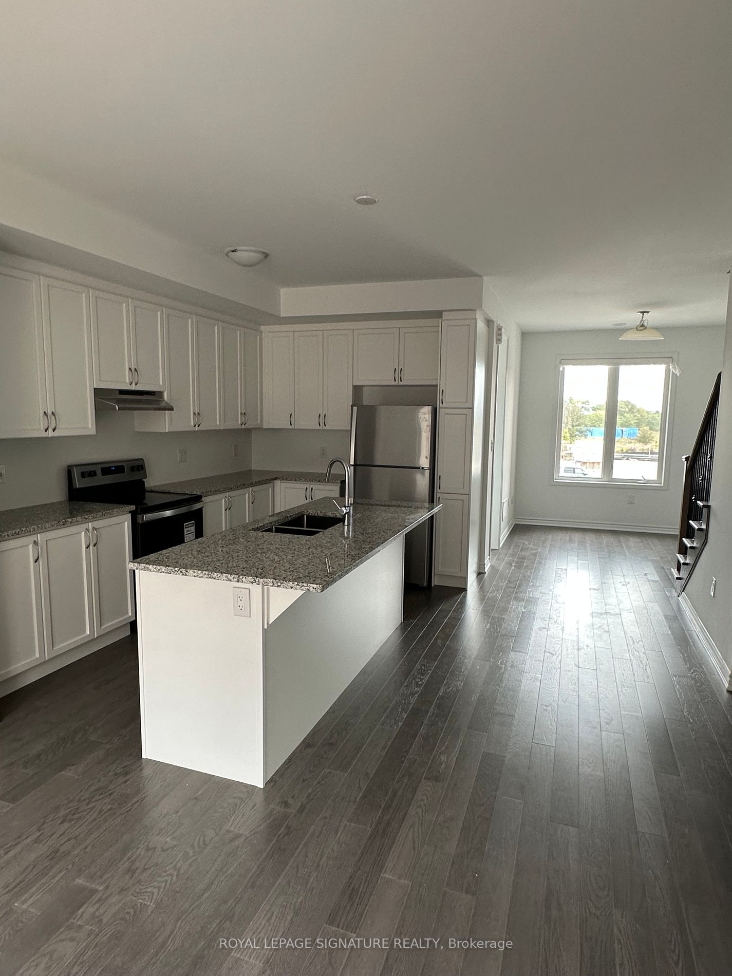 5182 Viola Desmond Dr