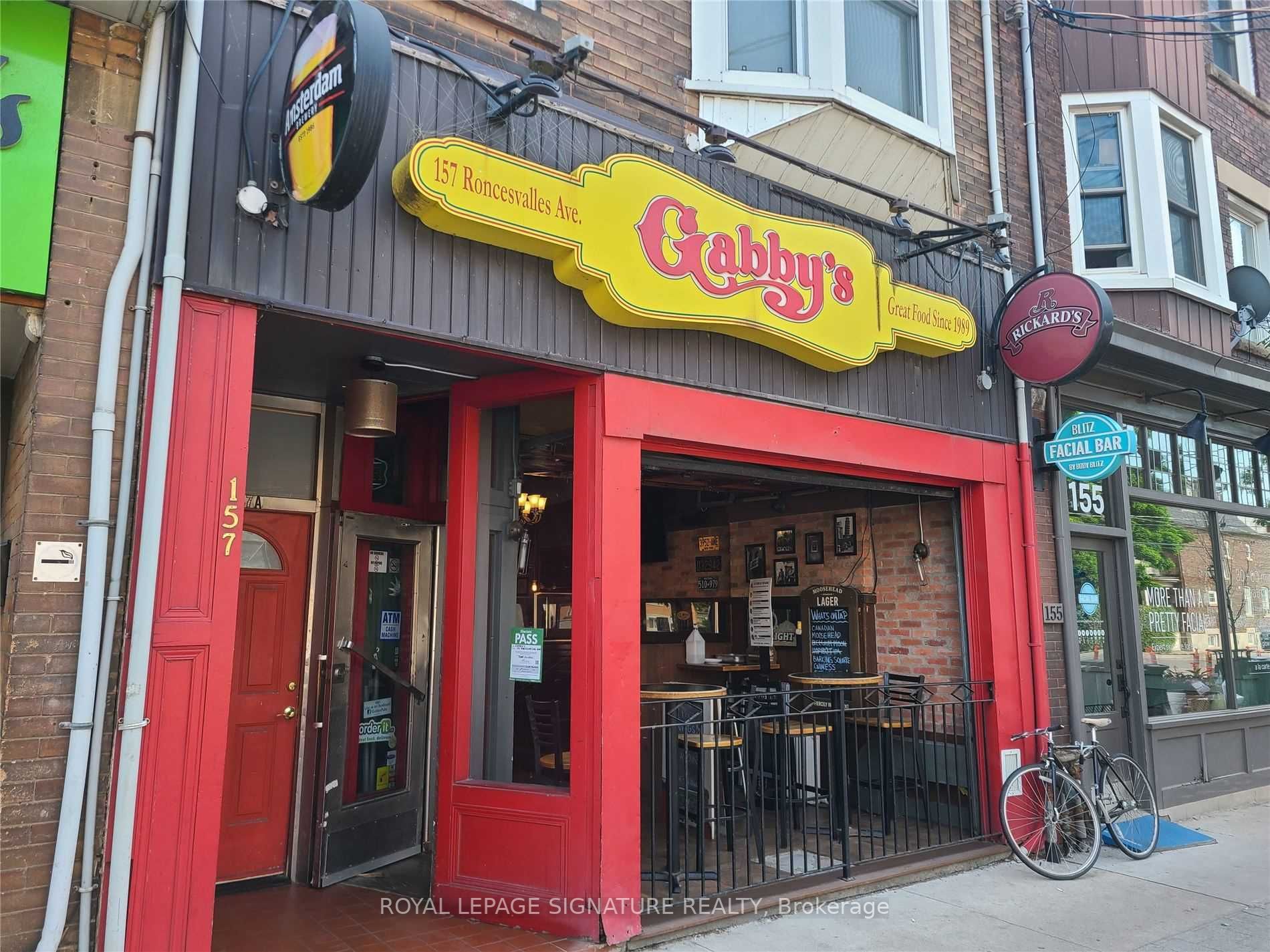 157 Roncesvalles Ave