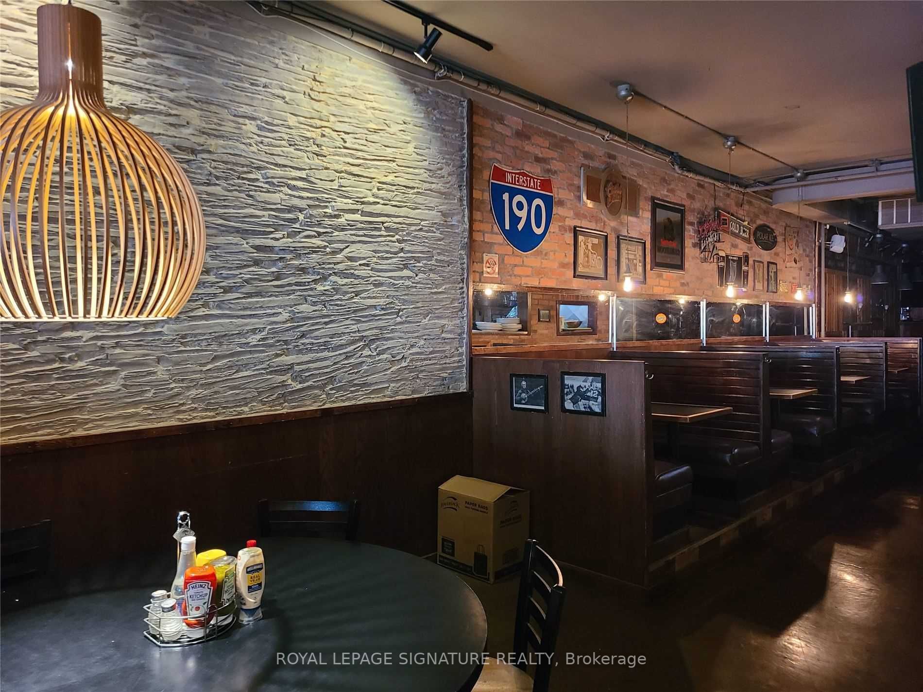 157 Roncesvalles Ave