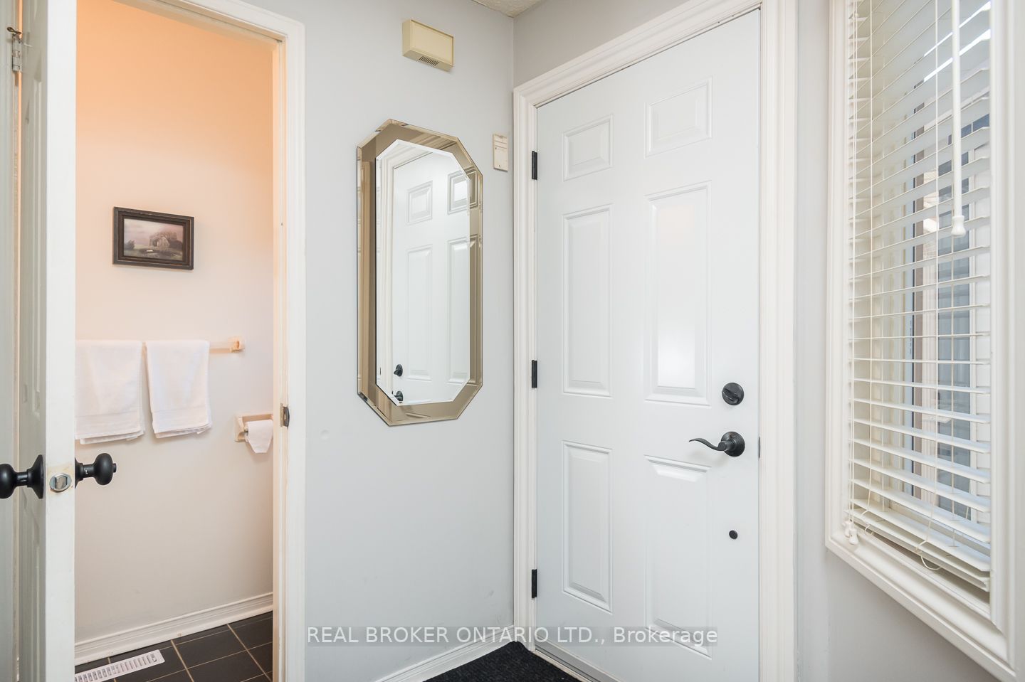 2275 Credit Valley Rd, #29