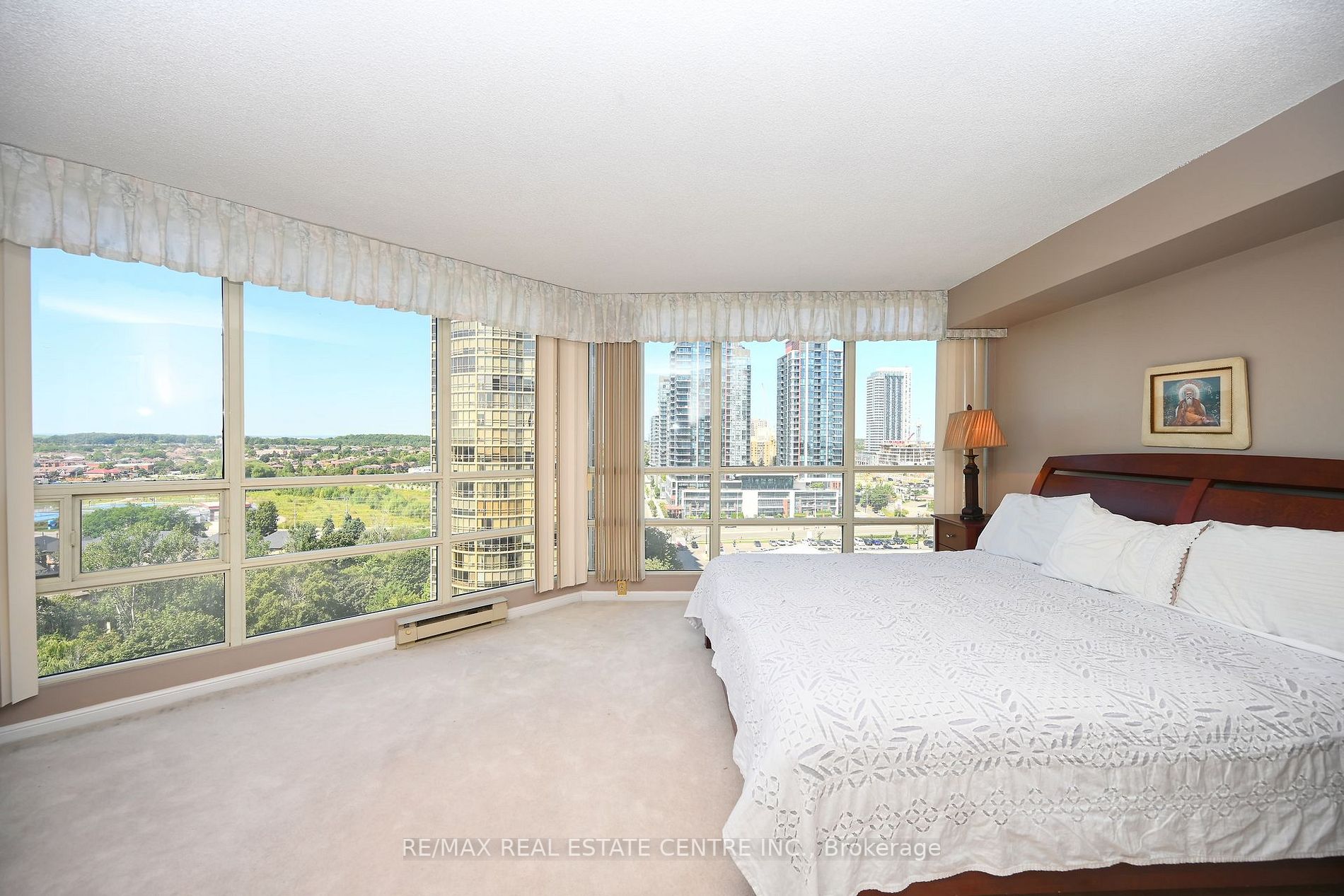 45 Kingsbridge Garden Circ, #1411