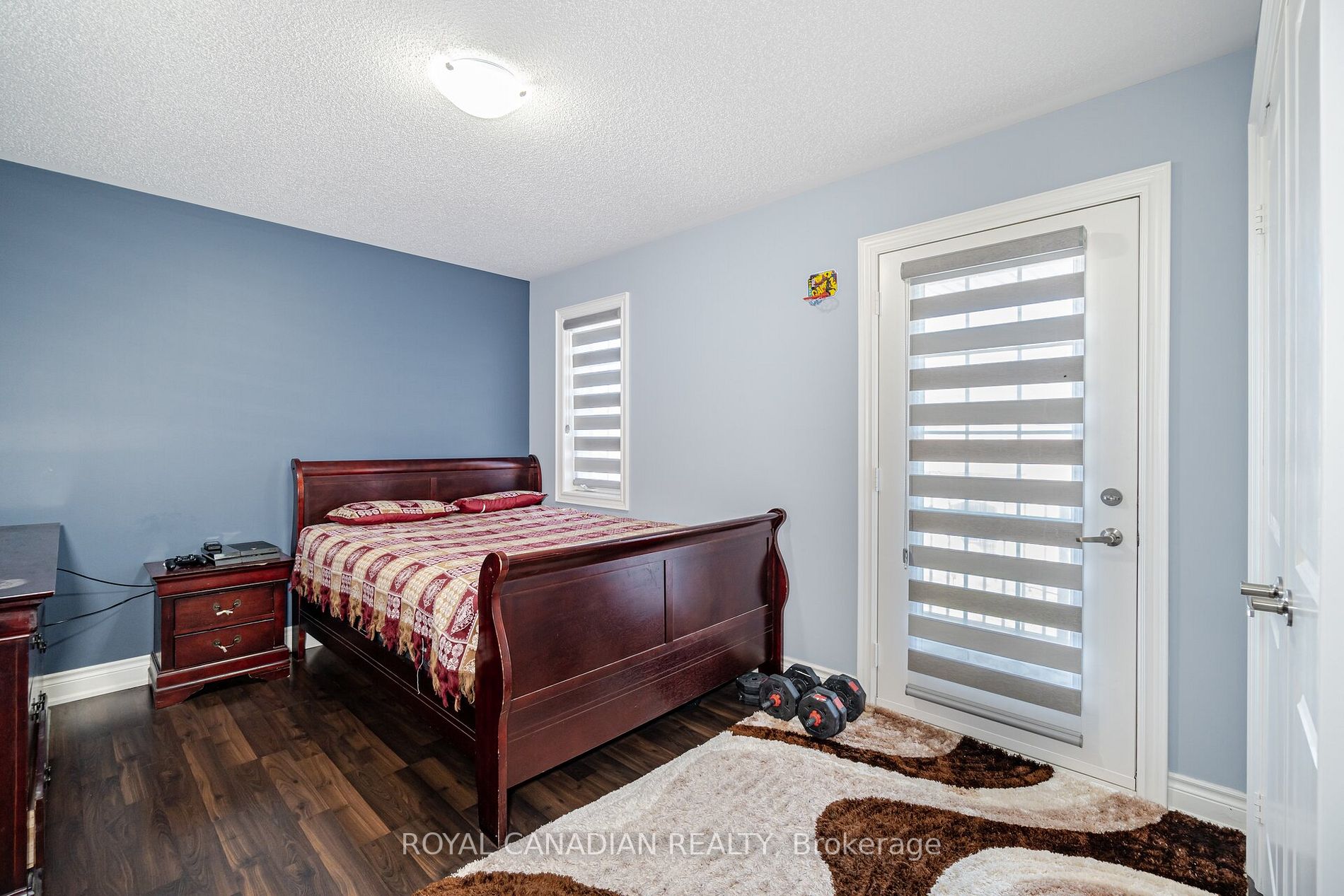 24 Valleyscape Tr
