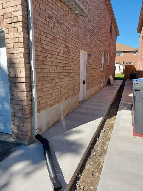 210 Ecclestone Drive, #Bsmt