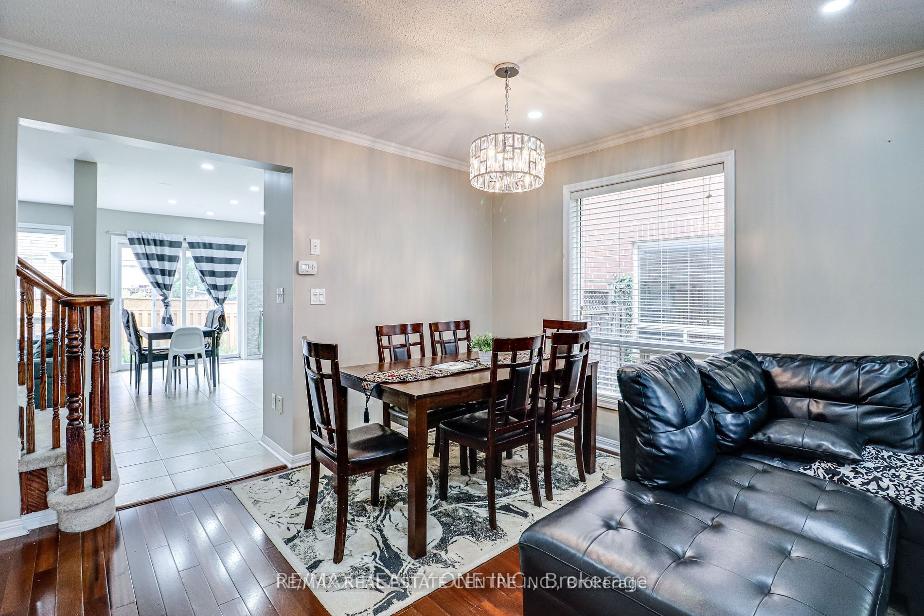 1104 Barclay Circle