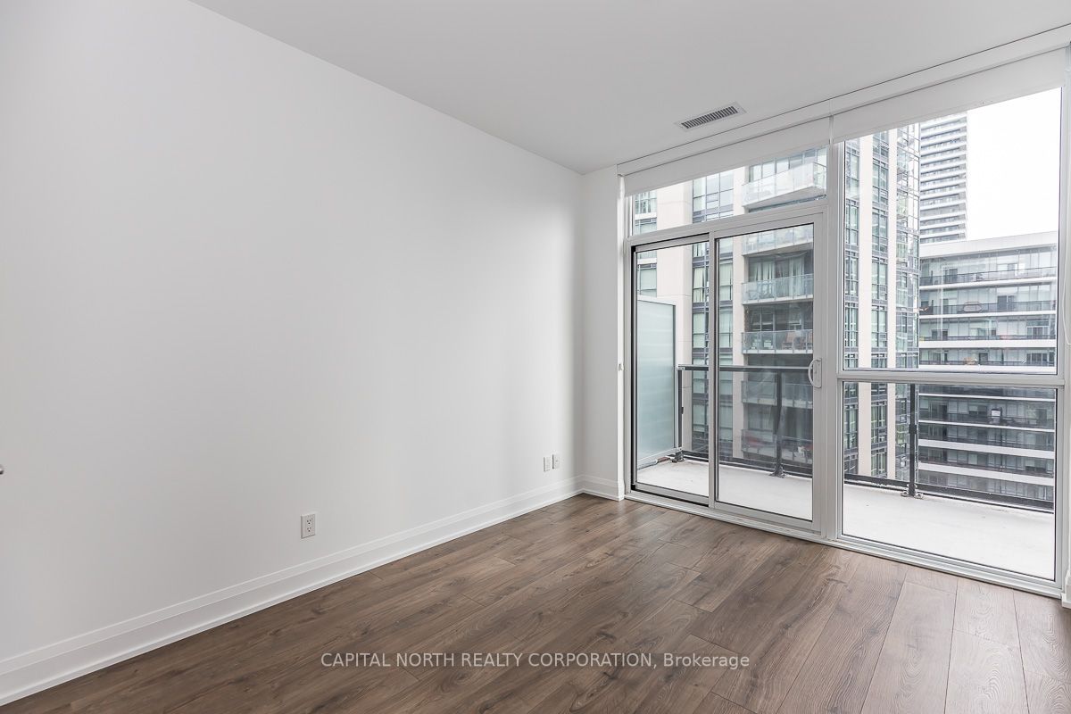 110 Marine Parade Dr, #1507