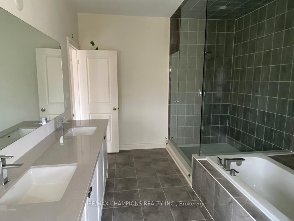 9 Cadence Road, #Upper