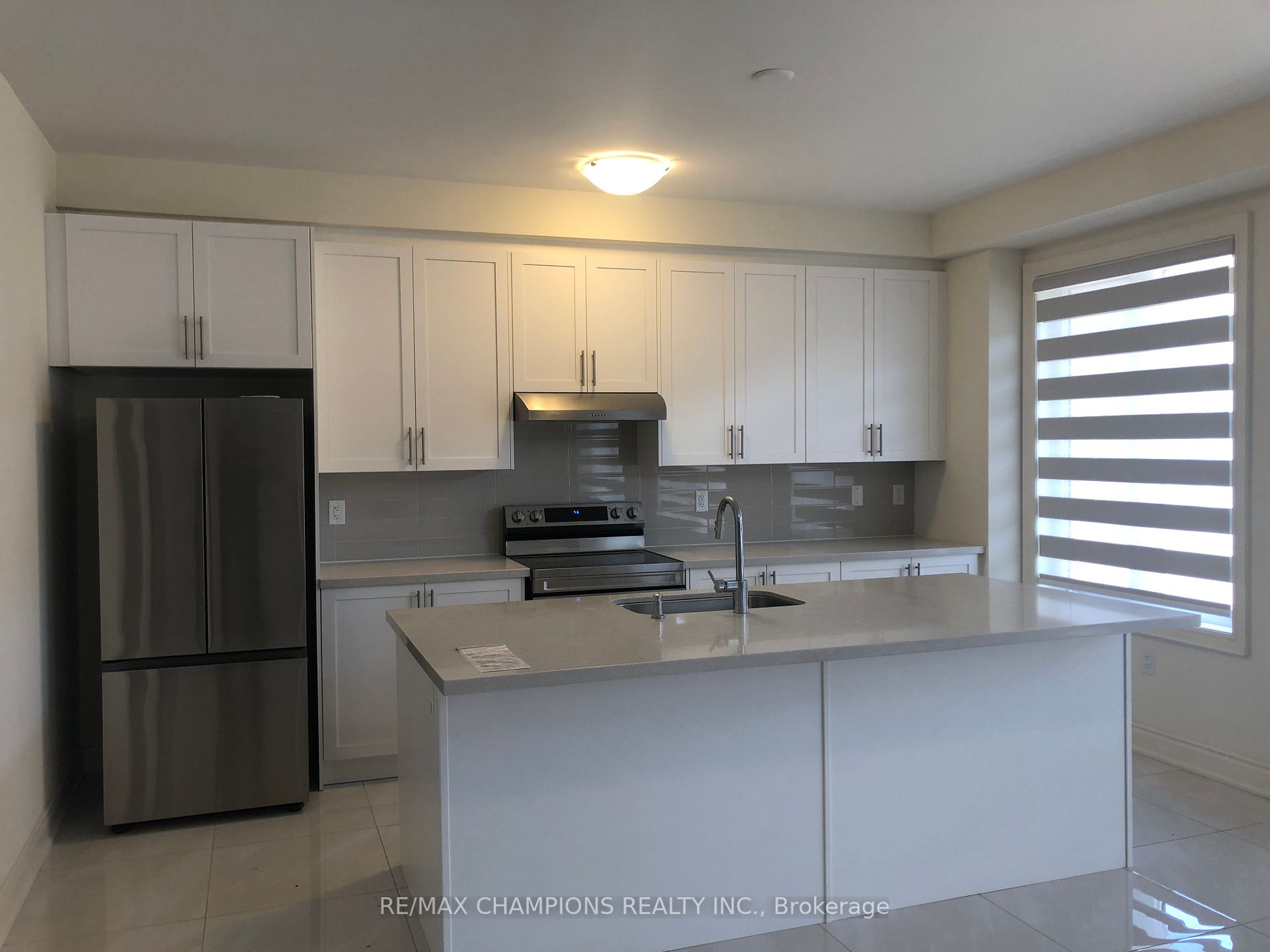 9 Cadence Road, #Upper