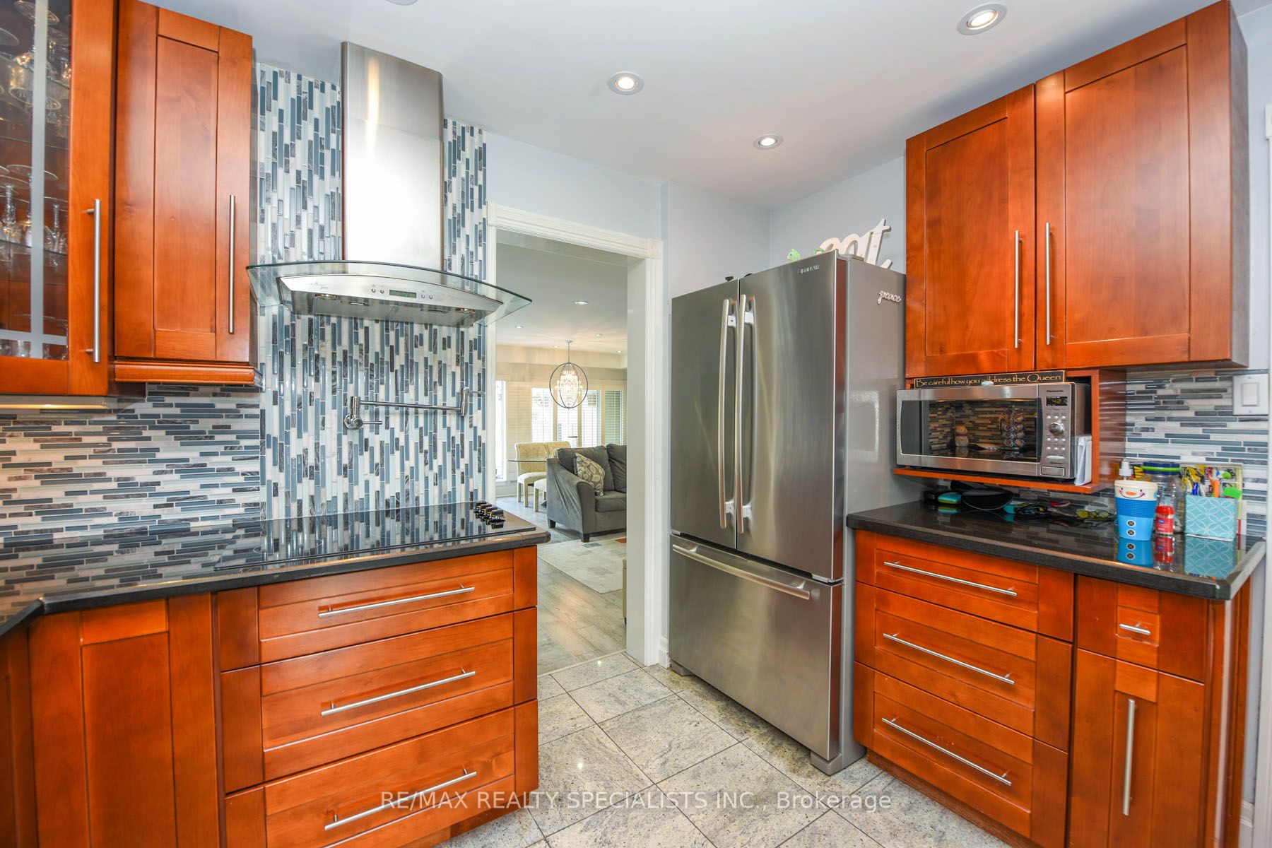 4808 Owl Circ