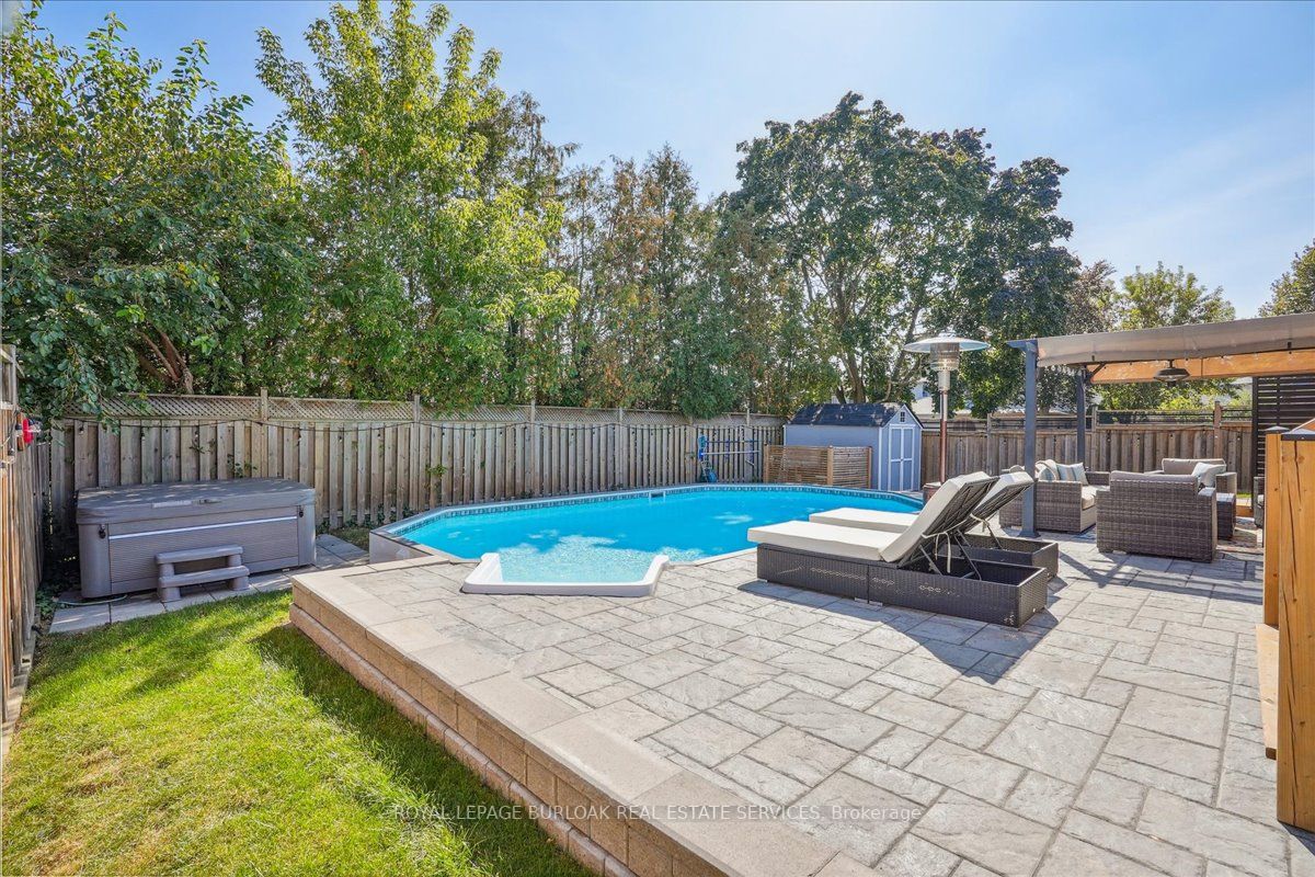 2131 Alconbury Crescent