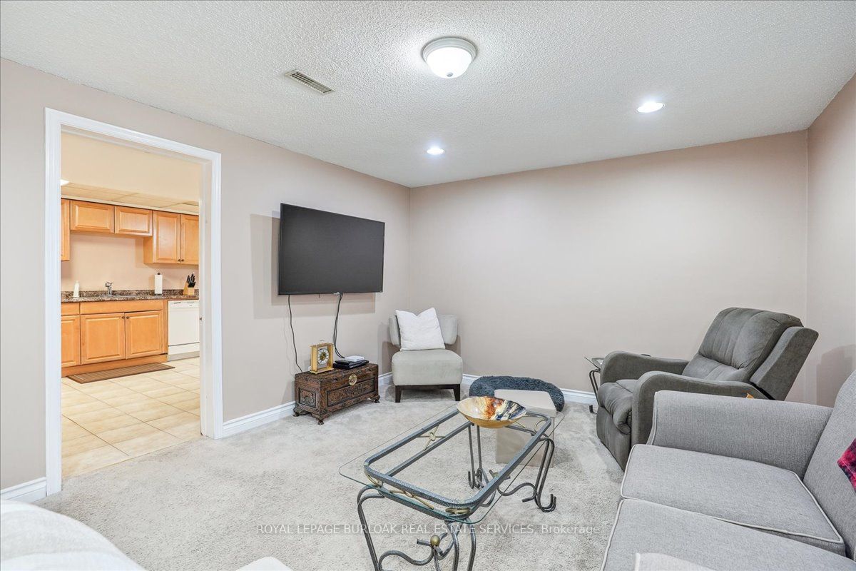 2131 Alconbury Crescent