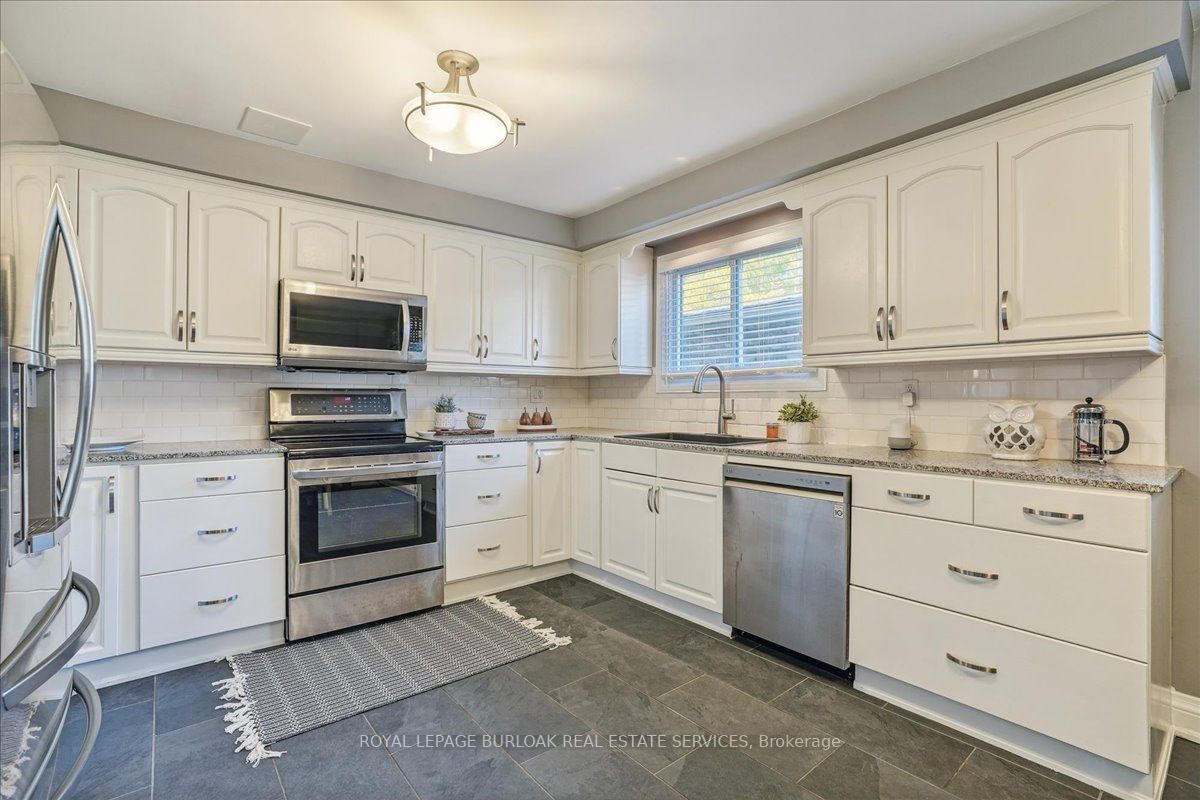 2131 Alconbury Crescent