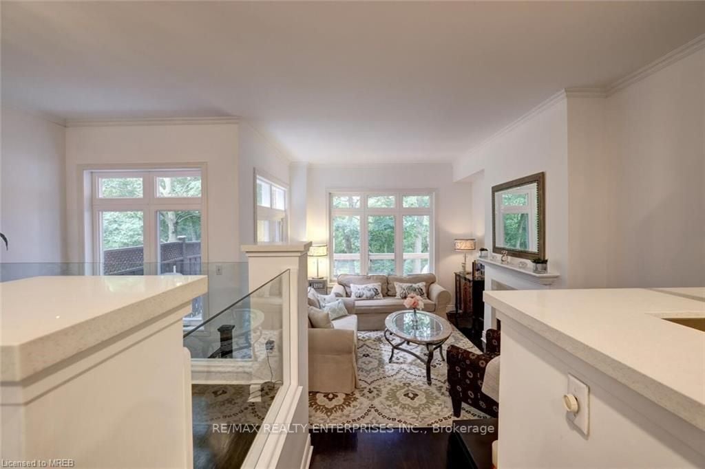928 Queen St W, #41C