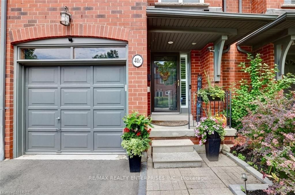 928 Queen St W, #41C