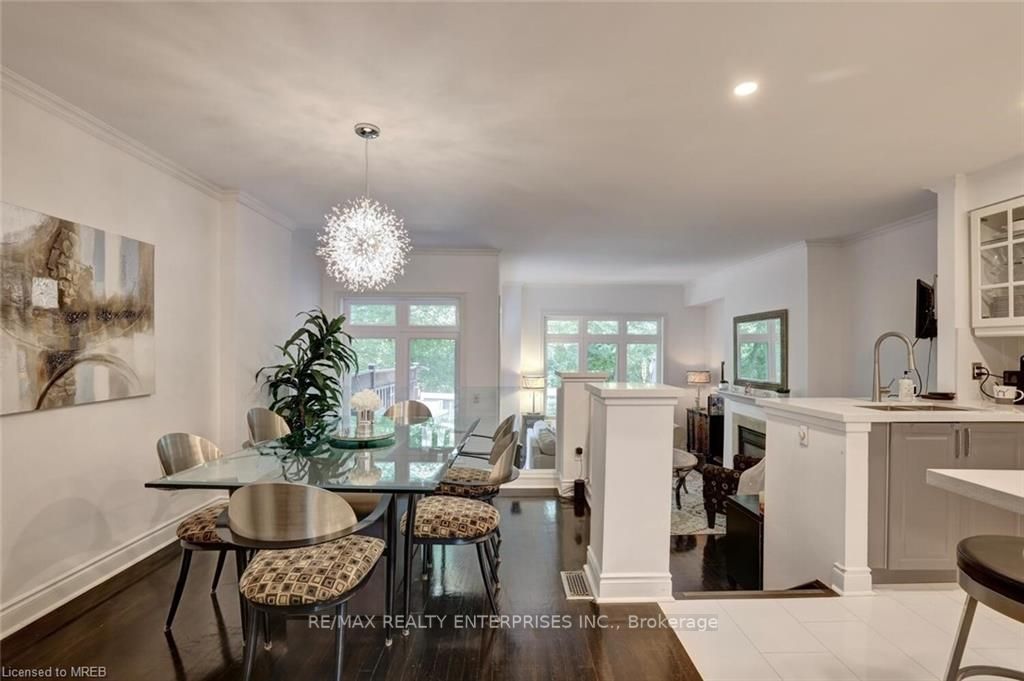 928 Queen St W, #41C