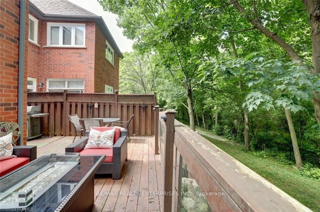 928 Queen St W, #41C