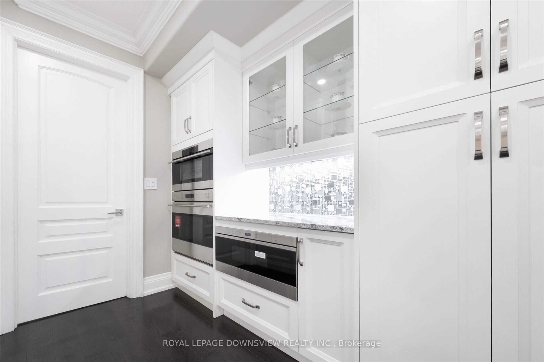 53 Eaglewood Boulevard
