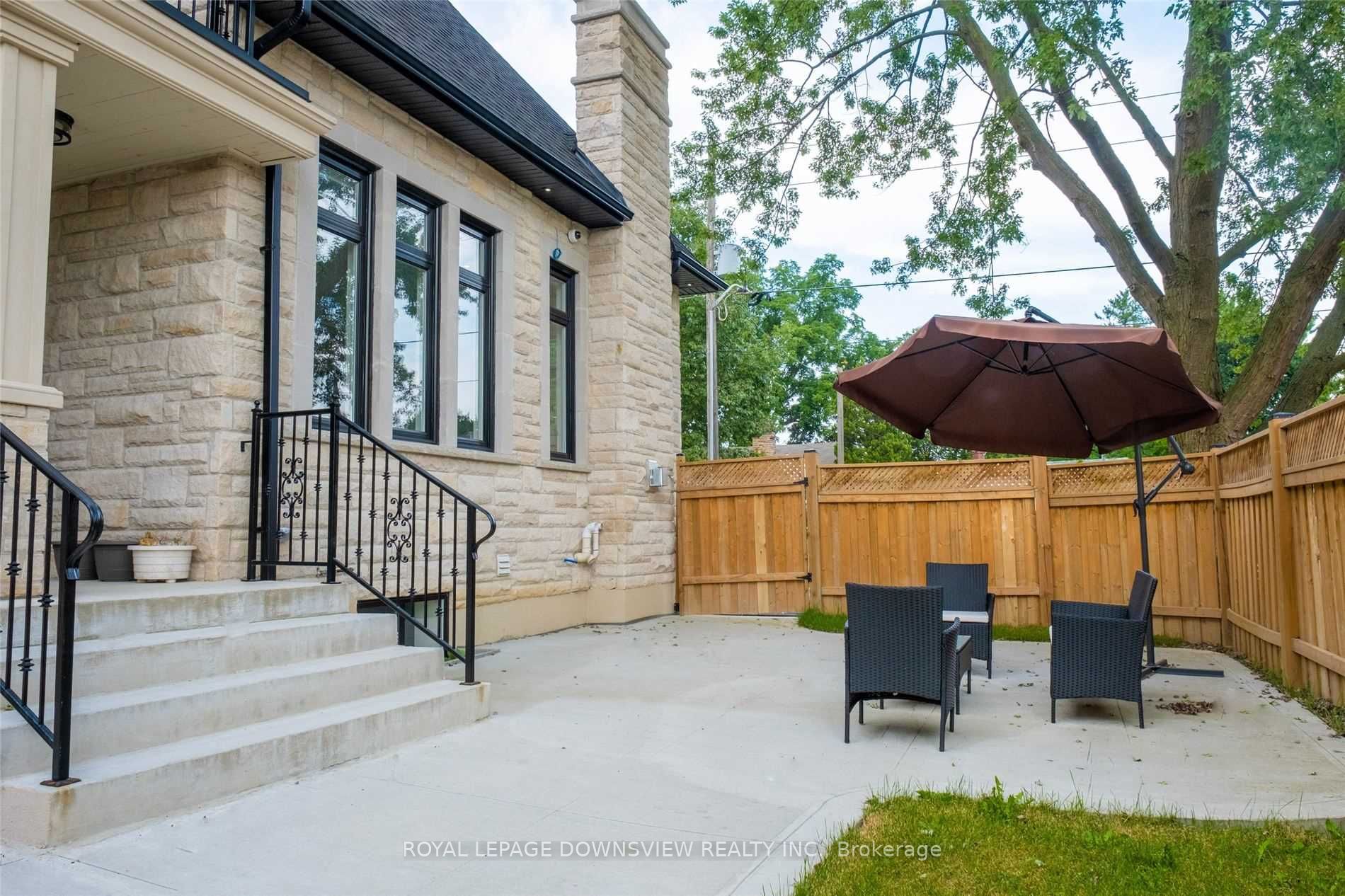 53 Eaglewood Boulevard