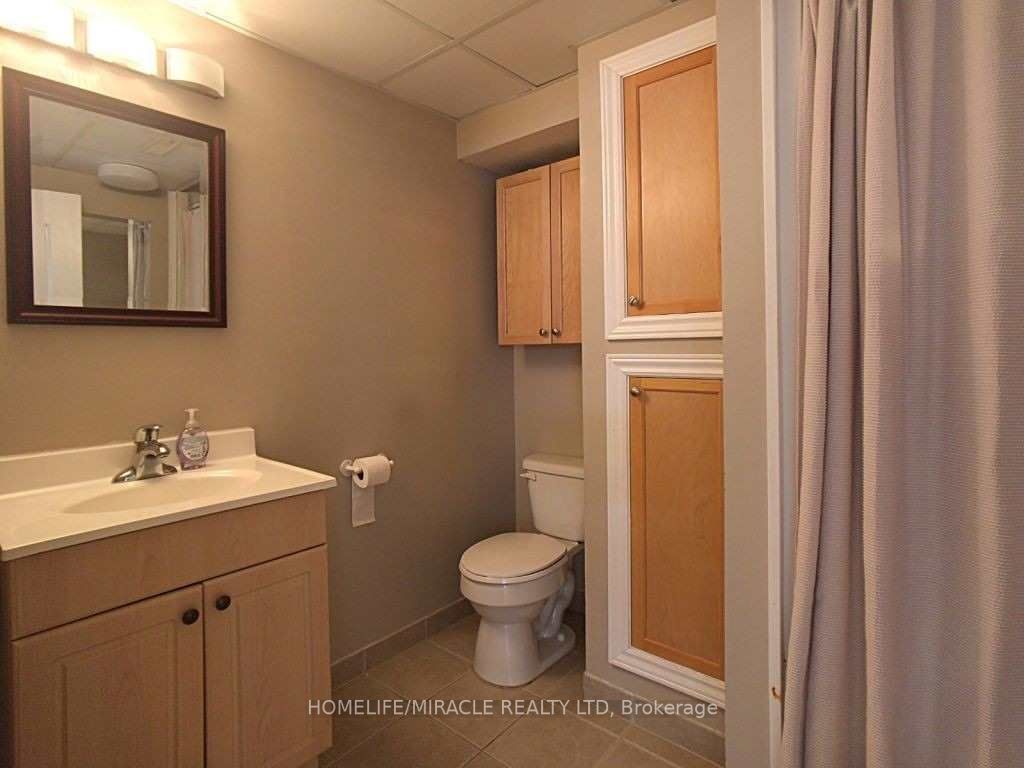 162 Burbank Cres