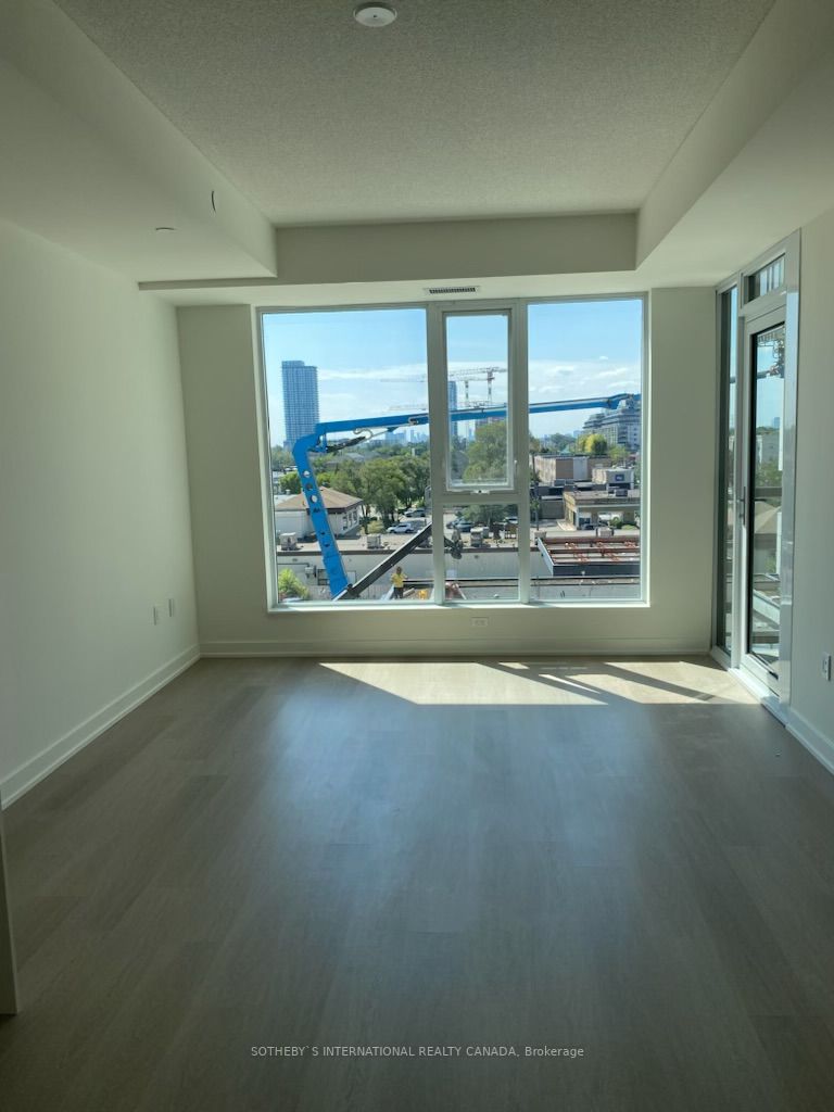 859 The Queensway, #406
