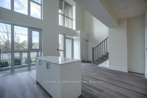 509 Dundas St W, #103
