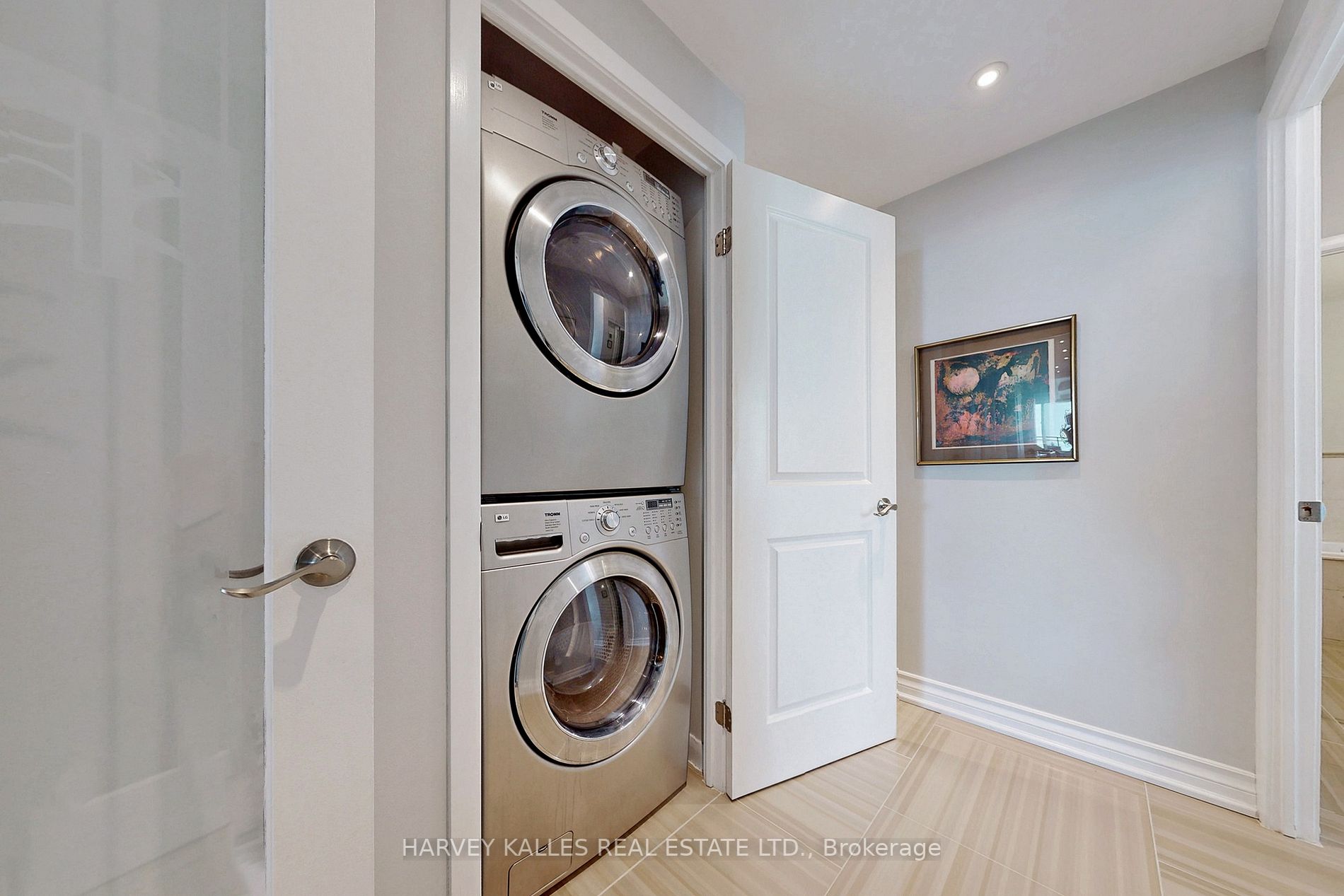 2067 Lake Shore Blvd W, #1202