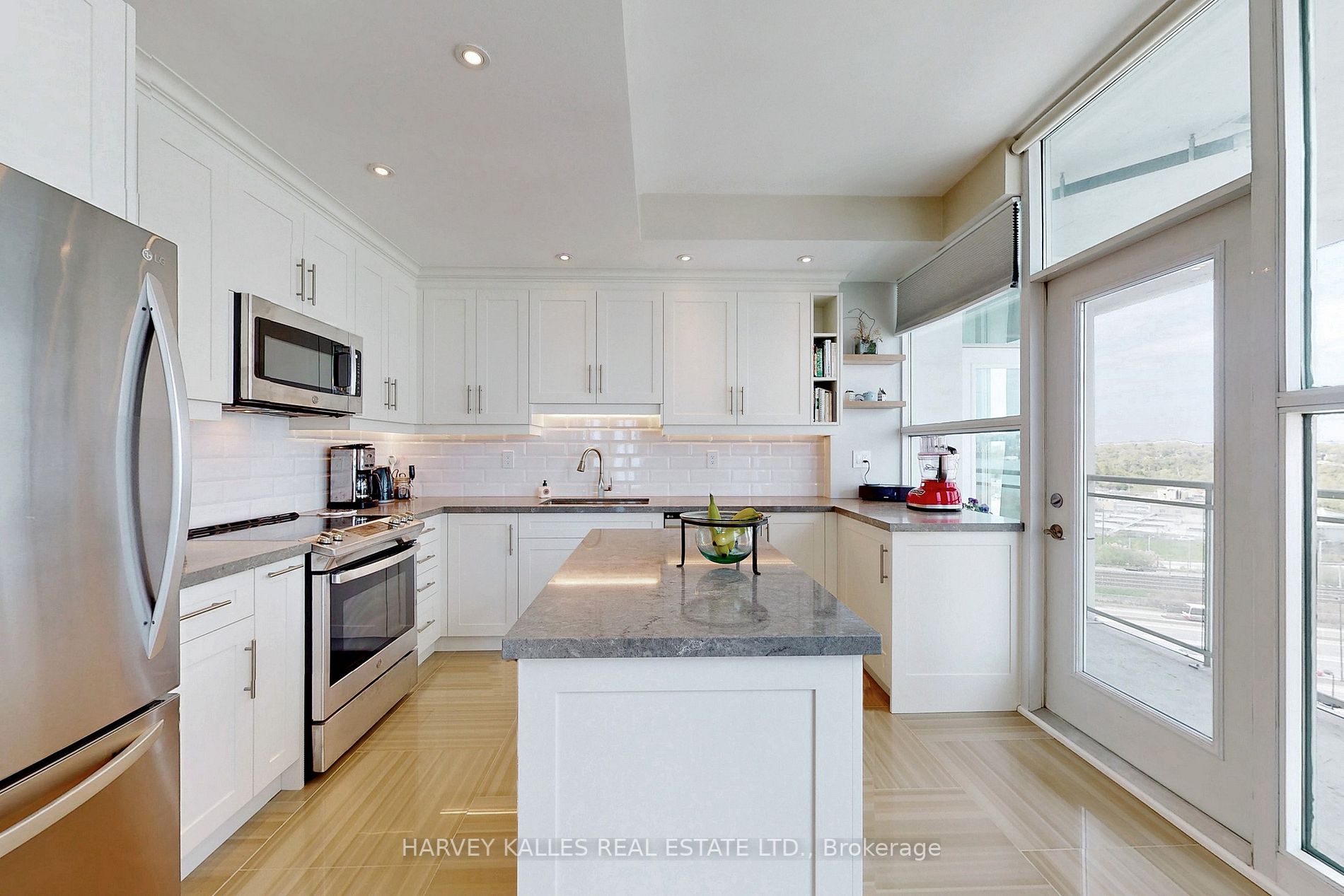 2067 Lake Shore Blvd W, #1202