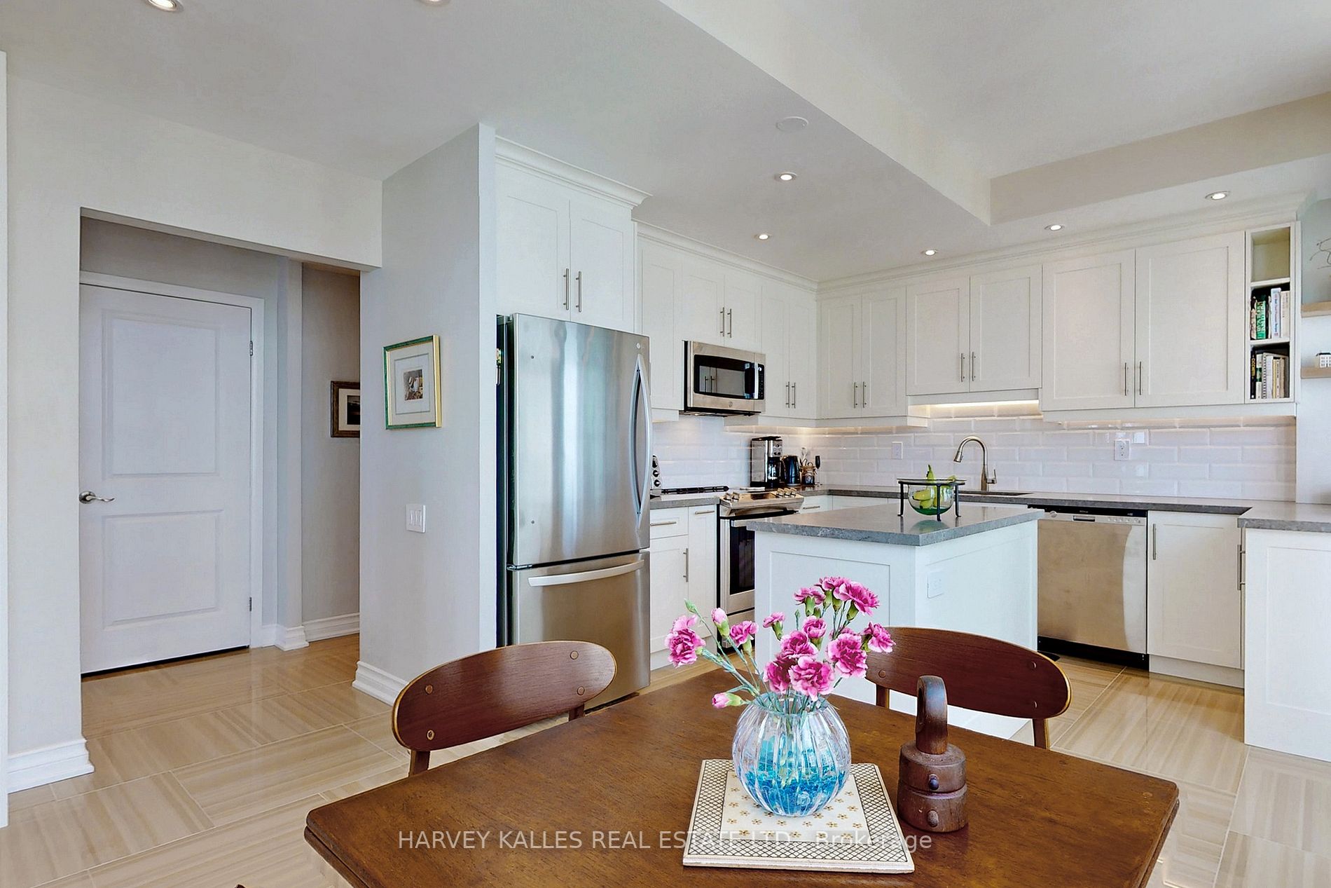 2067 Lake Shore Blvd W, #1202