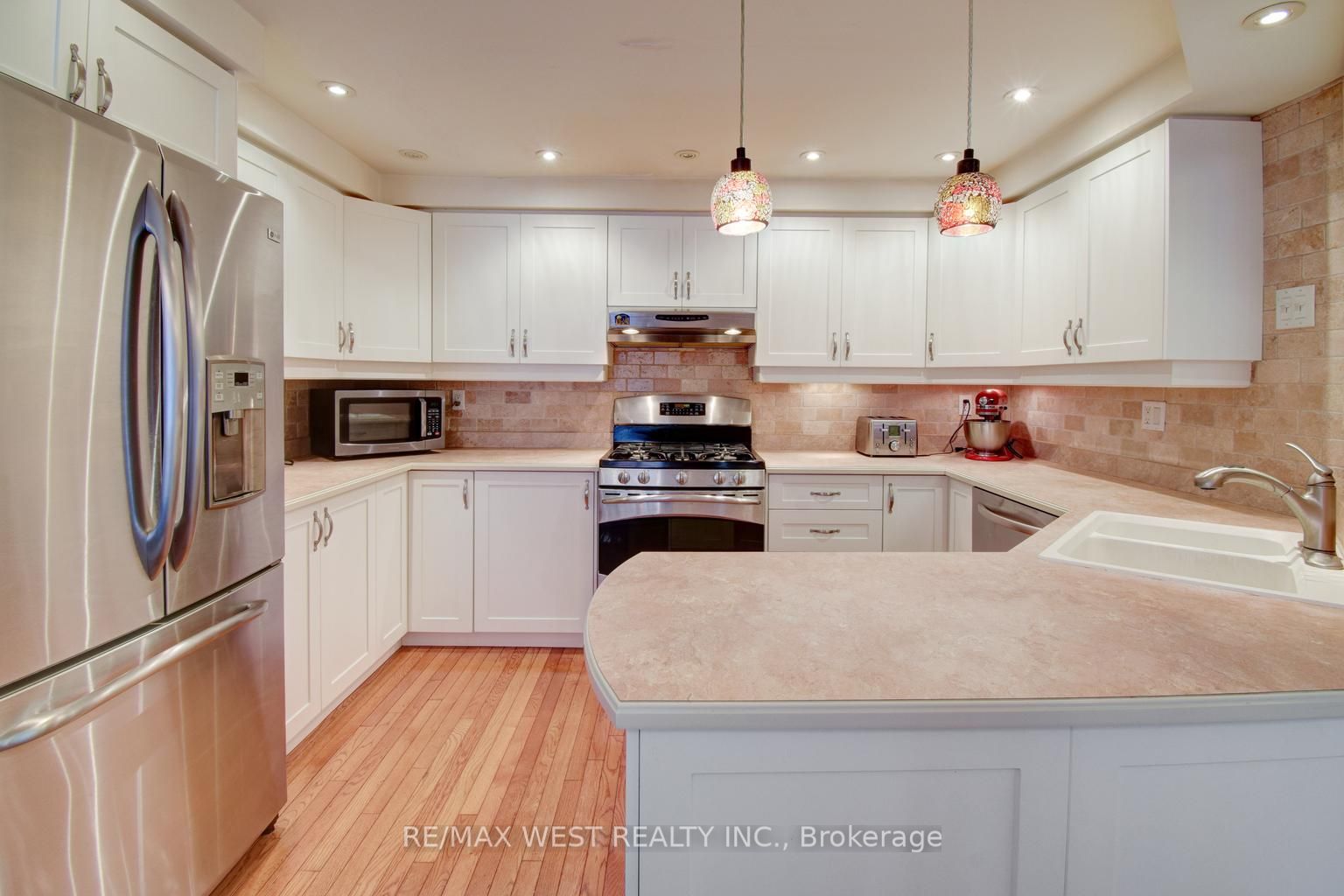 2145 Country Club Dr, #6